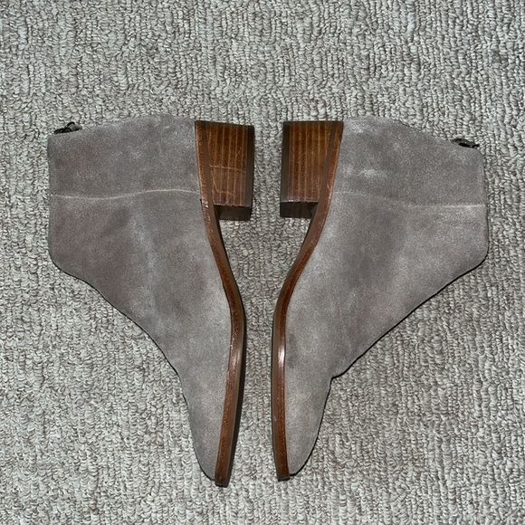 Soludos Anthropologie Venetian Gray Flat Ankle Boots Suede Size 7 - Picture 5 of 11